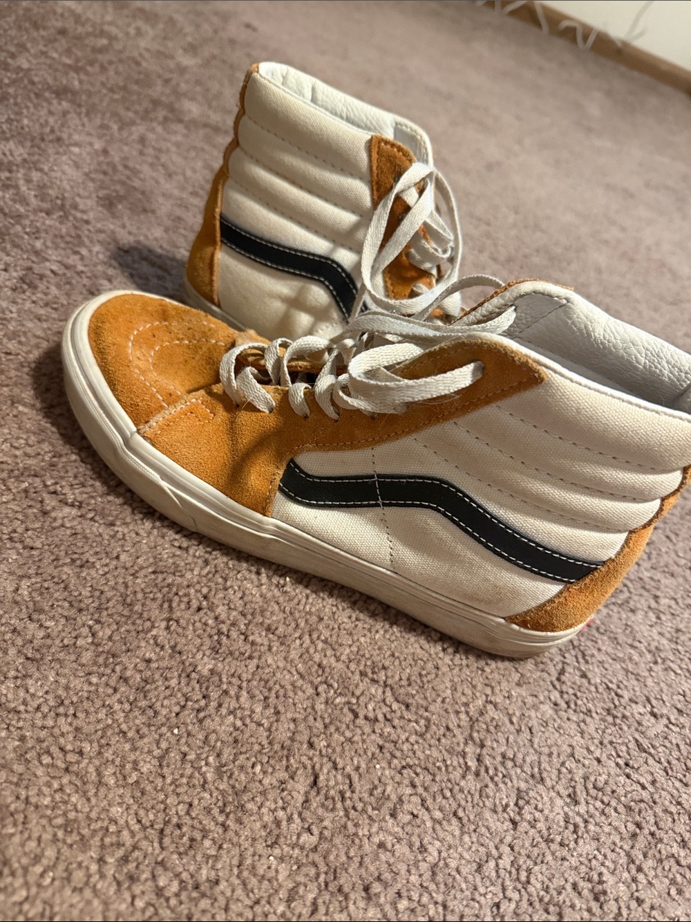 Vans women’s  High-Top Sneakers in White, orange & black